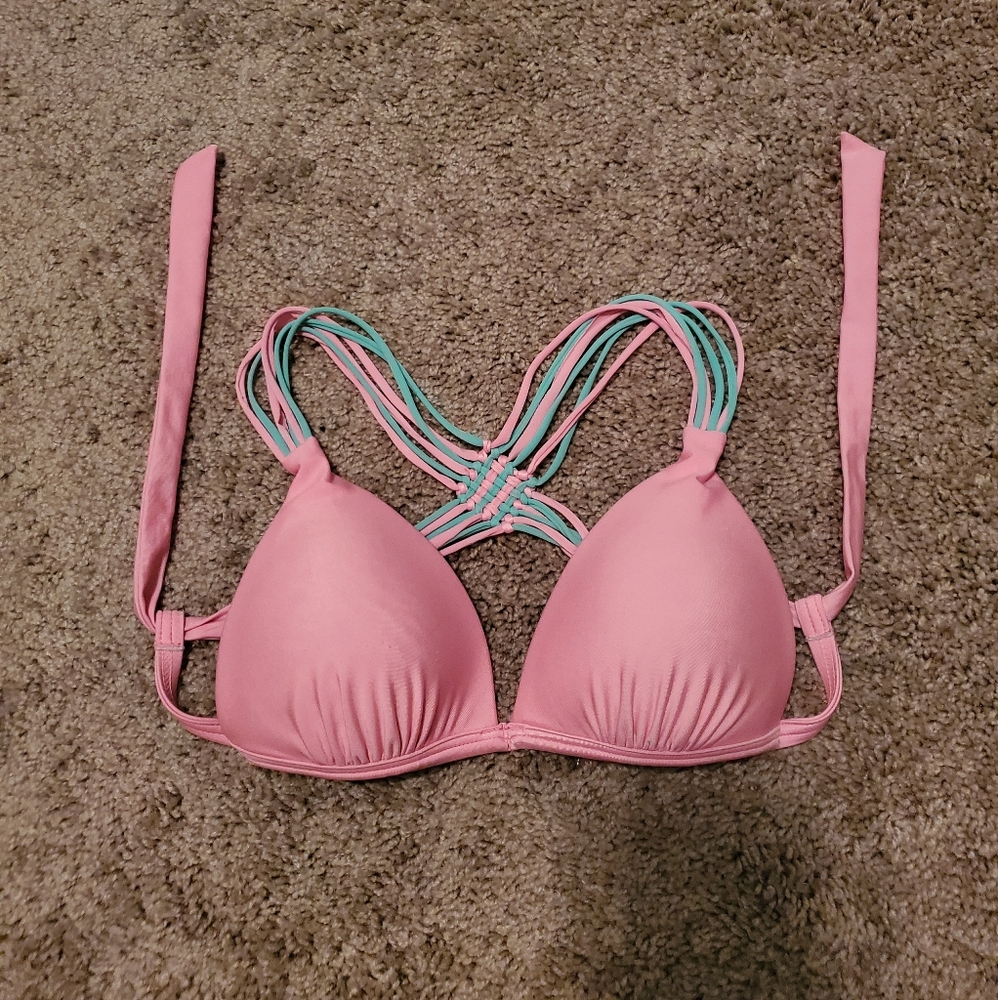 A bikini top